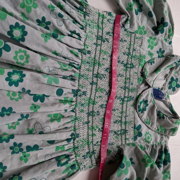 VINTAGE girls smocked green floral corduroy dress - Picture 8 of 8